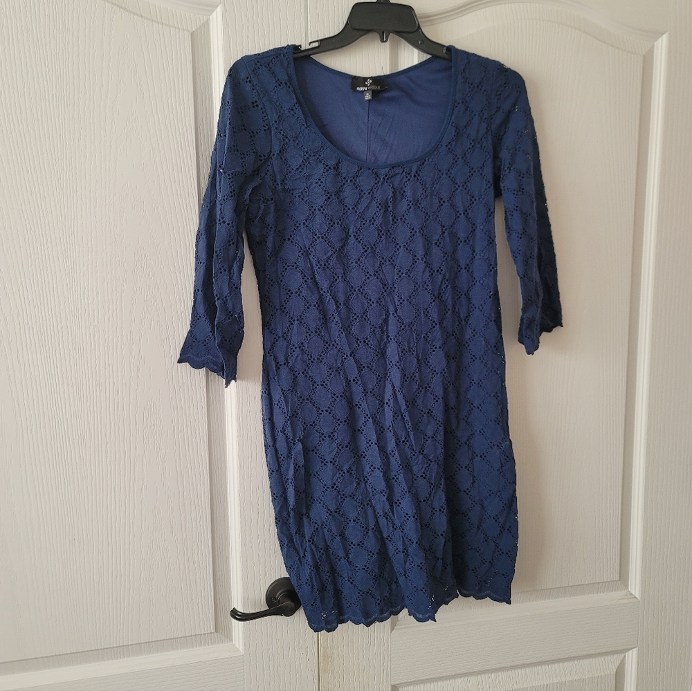 Elegant Blue Lace Dress
